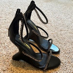 Fashion Nova Patent Black Heel Wedges